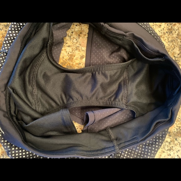 Lululemon Ravish Reptile Speeds 2.5” - Picture 5 of 7